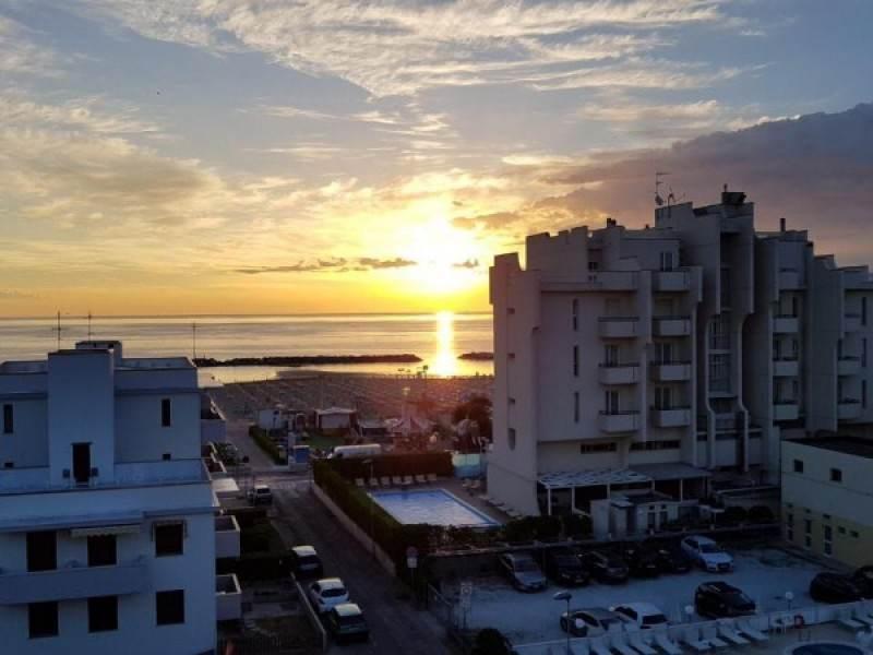 Hotel Life Rimini Exterior photo